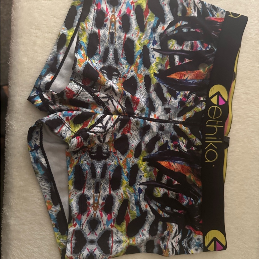 Ethika shorts 🩳 - Picture 3 of 5